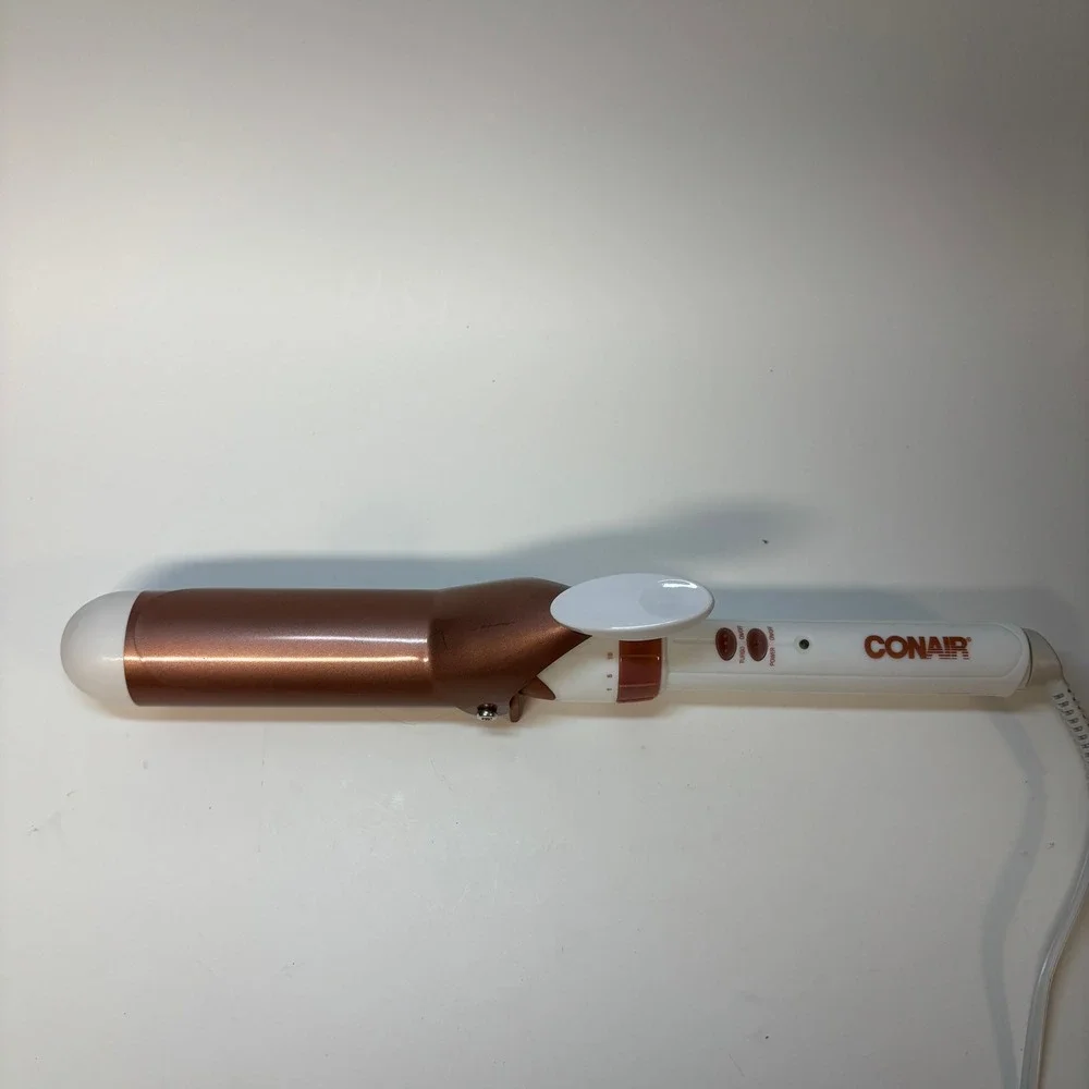 Conair Double Ceramic 1.5 Inch Curling Iron Rose Gold White‎ CD703